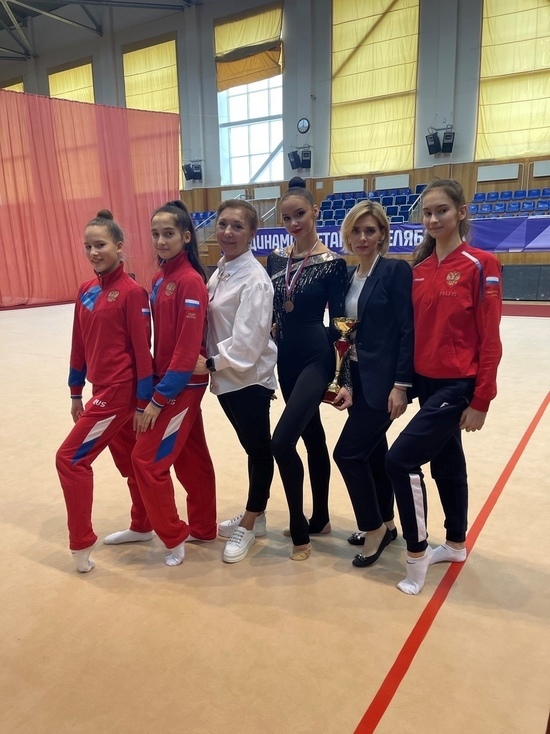 Югорчанка в числе призеров чемпионата УрФО по художественной гимнастике