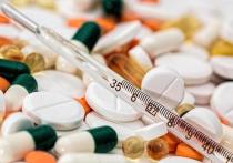 Перебоев с поставками лекарств в аптеки и медучреждений нет, сообщили в Минпромторге