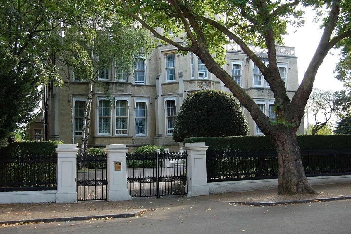 посольство россии в лондоне