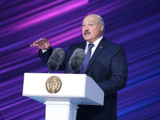 Лукашенко: с территории Белоруссии были запущены ракеты по Украине