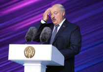 «Цветочками» назвал конфликт на Украине президент Белоруссии Александр Лукашенко, пообещав, что в случае его продолжения будут «ягодки»
