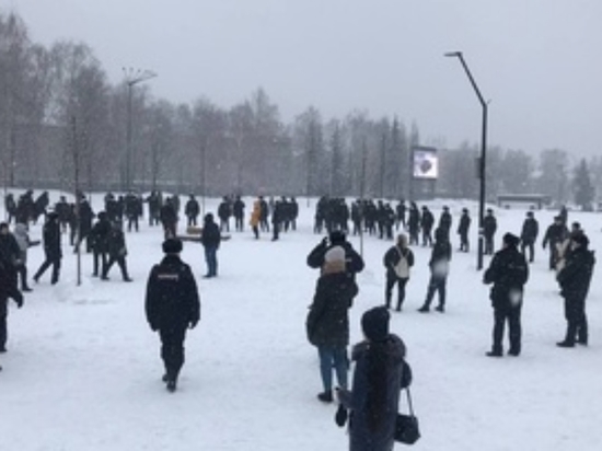 На Центральной площади Ижевска 27 февраля прошел одиночный пикет