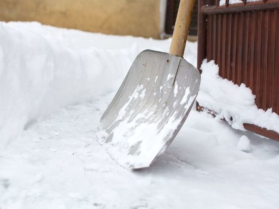 Мурманчане пожаловались на некачественную уборку снега
