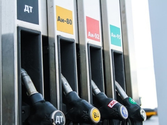 В Волгоградской области увеличились цены на бензин
