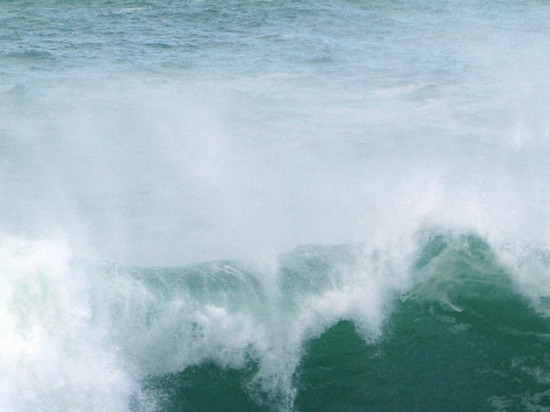 Сильный ветер Мурманской области поднимет волны Баренцева моря на высоту 8 метров