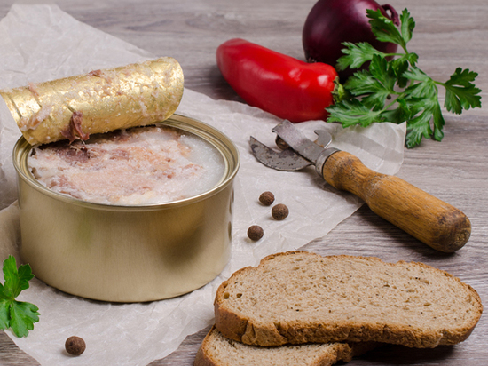 От тушенки из медведя до белого шоколада черного цвета: мужской продуктовый набор для охоты, рыбалки и походов