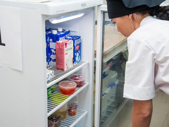 Опасно для здоровья: названы 5 продуктов, которые нельзя хранить в холодильнике