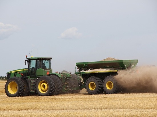 С начала года башкирские аграрии закупили по программе лизинга 55 единиц техники