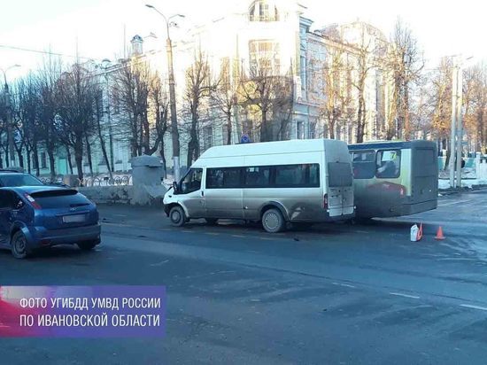   В Иванове произошла авария с участием автобуса