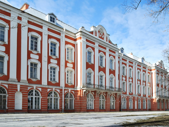 Сотрудники СПбГУ вернулись на рабочие места после эвакуации