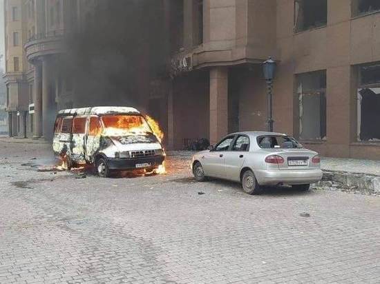 В Донецке зафиксированы прилеты в бизнес-центр на Шахтерской площади