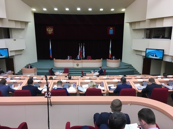 Депутаты Саратовской гордумы одобрили сокращение должности замглавы Саратова