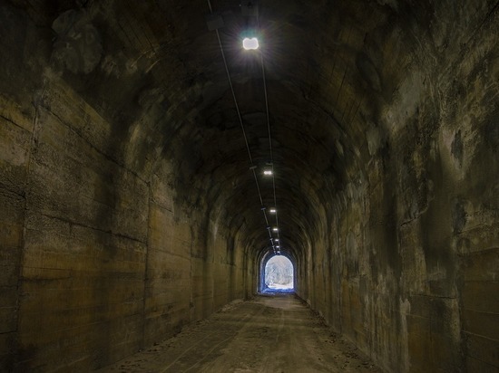 Донецкие горняки оказались заперты под землей из-за обстрела