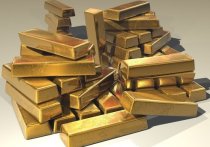 Власти призывают россиян вместо валюты, дефицит которой уже остро ощущается в стране, для спасения сбережений покупать золотые слитки
