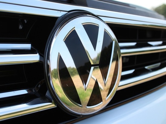 Volkswagen прекращает поставки и производство автомобилей в России
