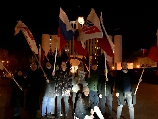 Тюменские молодогвардейцы провели автопробег в поддержку ДНР и ЛНР