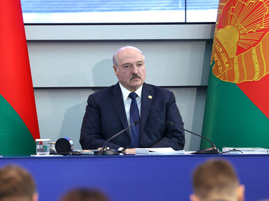Лукашенко рассказал, что общался с Путиным два часа