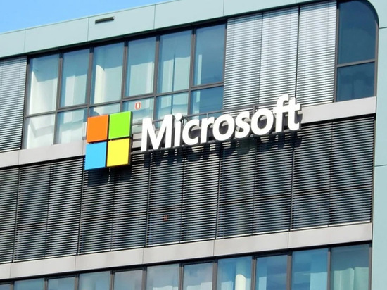 Microsoft останавливает работу в России