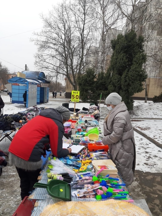 В Курске за несанкционированную торговлю выписали 10 штрафов