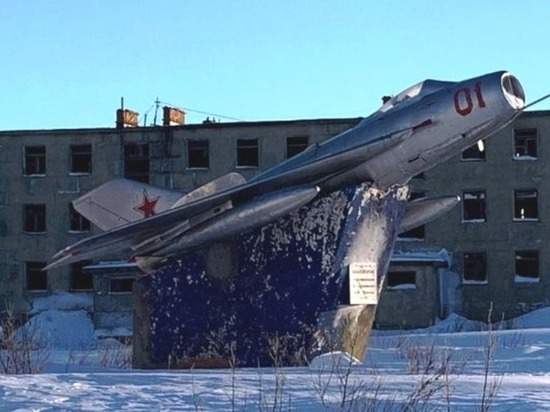 МиГ-19 в Угольных Копях признали памятником регионального значения