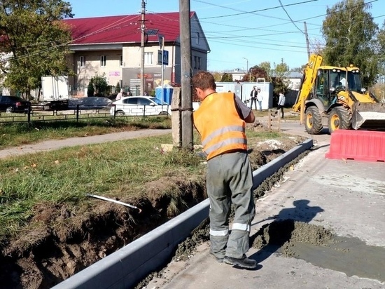 Сорокина поручила проработать вопрос ремонта дороги на улице Загородной