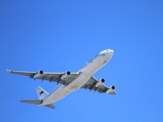"Аэрофлот" объявил об остановке всех зарубежных рейсов с 8 марта