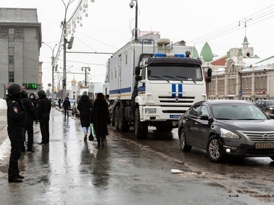 Журналистов задержали на несанкционированной акции 6 марта в Новосибирске