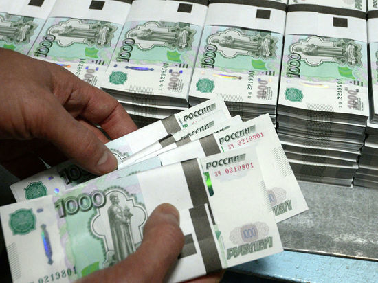 Экономист Никита Масленников считает, что погашение валютных долгов национальной валютой "будет восприниматься как дефолт"