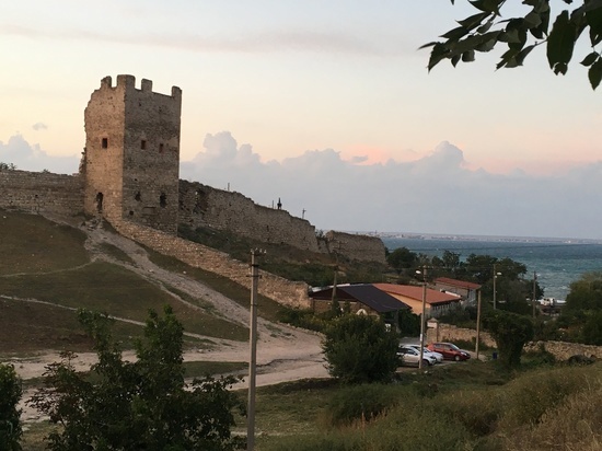 Эмиль Керимов вернулся в Феодосию с Гран-При и аккордеоном