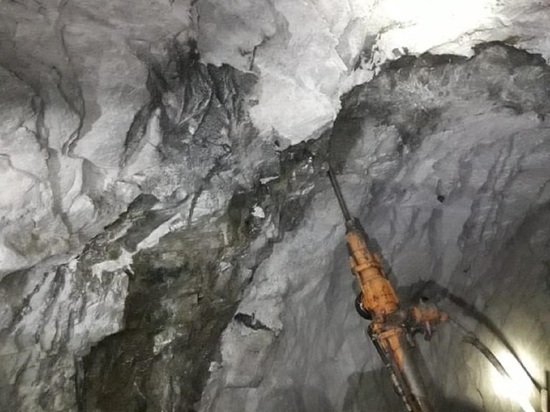 При обрушении породы погиб работник свердловской шахты «Северопесчанская»