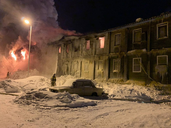 В Губкинском горит жилой многоквартирник: эвакуировали 10 человек