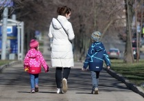 Глава Минтруда России Антон Котяков заявил, что в РФ размер выплат на детей в возрасте от 8 до 16 лет составит 50 процентов, 75 процентов или 100 процентов от прожиточного минимума на ребенка в регионе