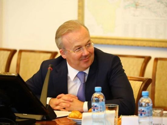 Андрей Назаров поздравил женщин с 8 Марта: «За внешней хрупкостью скрывается большая сила»