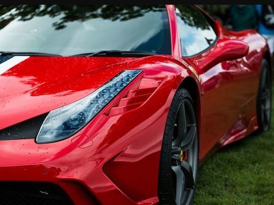 Lamborghini и Ferrari объявили о временном уходе из России