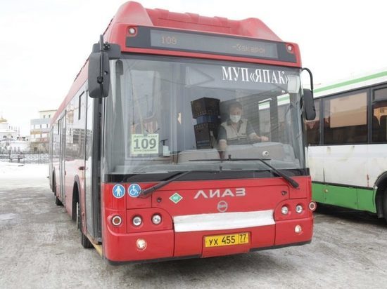 В Якутске нормализуют график движения маршрутных автобусов
