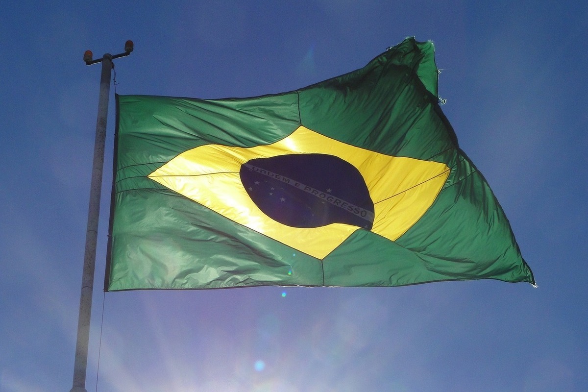 Бразильский флаг фото картинки
