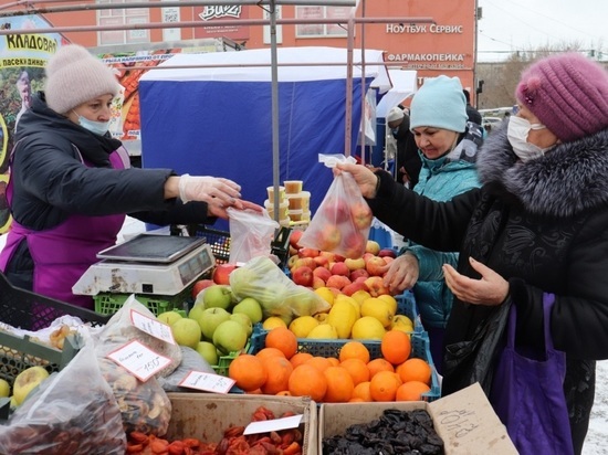 Товарооборот первых в году продуктовых ярмарок Барнаула составил 8,7 млн рублей