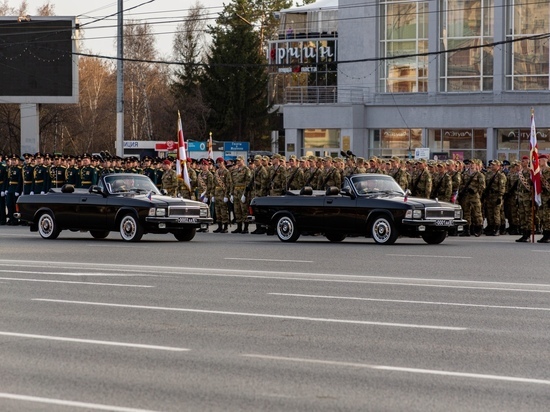В Новосибирске начали готовиться к параду Победы