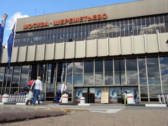 Аэропорт "Шереметьево" из-за ситуации в авиаотрасли закрыл терминал D