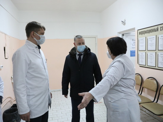 В Переславле-Залесском глава Ярославской области обсудил с медиками кадровые вопросы
