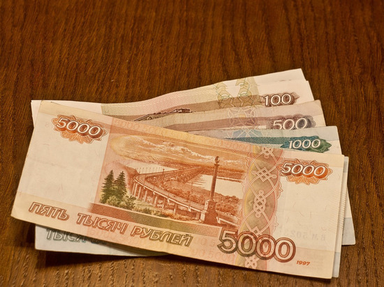 Более 20 000 семей Удмуртии смогут получить пособие на детей с 8 до 16 лет