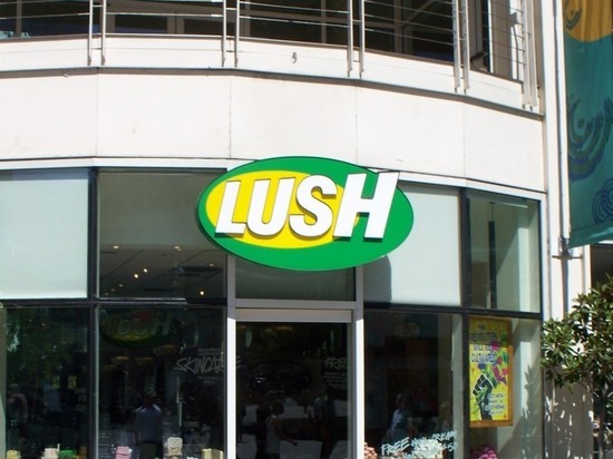 Косметическая компания Lush останавливает продажи в России