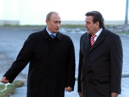 Politico: Шредер прибыл в Москву к Путину