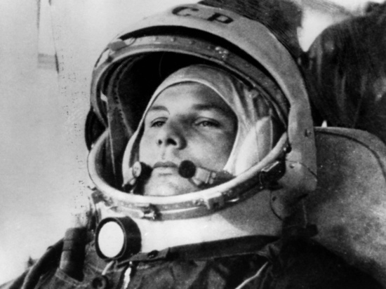 Будущий космонавт мальчишкой во время войны помог отцу и матери избежать смерти