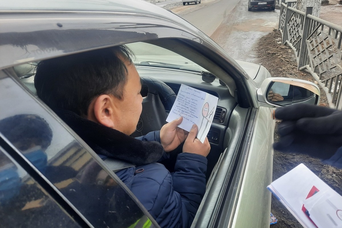 Водители улан удэ. ГИБДД предупреждает. Фото на группу ДПС. За рулем владелец Улан Удэ. Районы Улан-Удэ.
