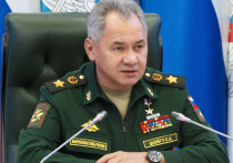 Министр обороны России Сергей Шойгу в пятницу посетил Центральный военный клинический госпиталь имени П.В. Мандрыка, где вручил госнаграды военным, отличившимся в ходе специальной операции на Украине