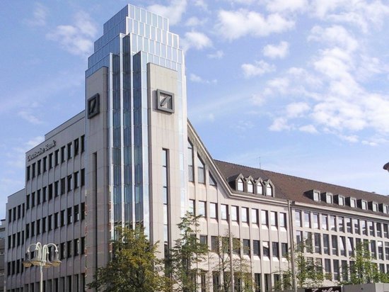 Deutsche Bank прекращает работу в России