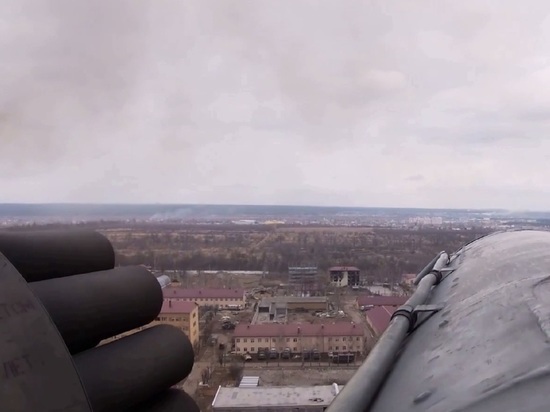 Минобороны опубликовало видео уничтожения колонны техники ВСУ вертолётами Ка-52