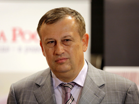 Губернатор Ленобласти Дрозденко поручил комитетам разобраться с дефицитом пожертвований в фонде детской помощи