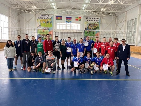 Красноармейский район выиграл волейбольный турнир в поддержку Армии России